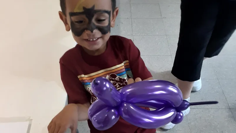 kid with balloon.jpg